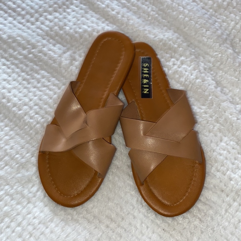 Sandals - Picture 2 of 2